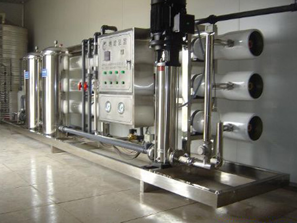 純（chún）水設備水